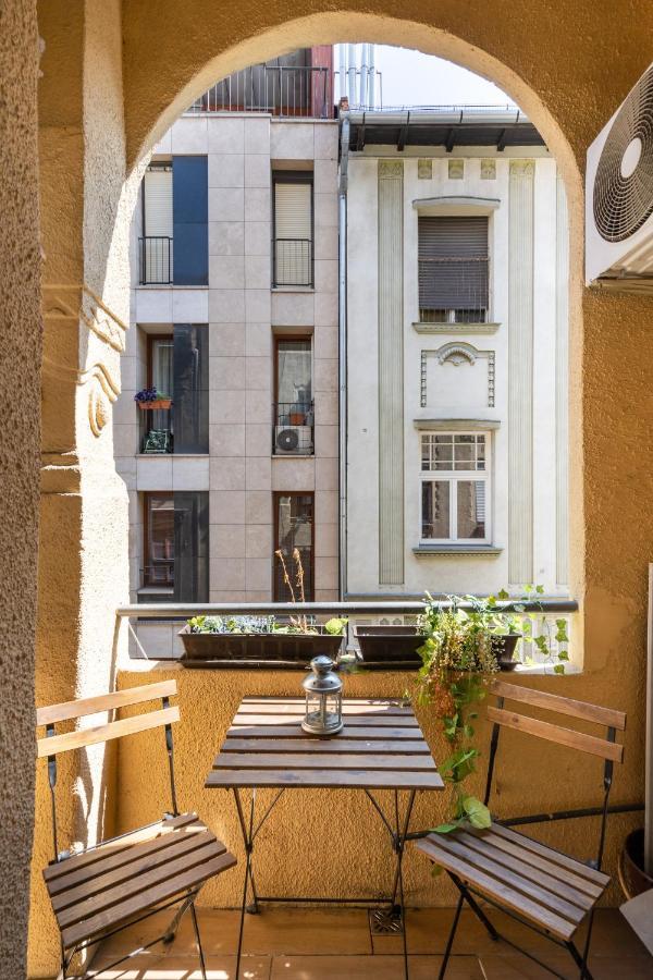 K10 - Kazinczy Street Heritage - Location By Bqa Apartament *