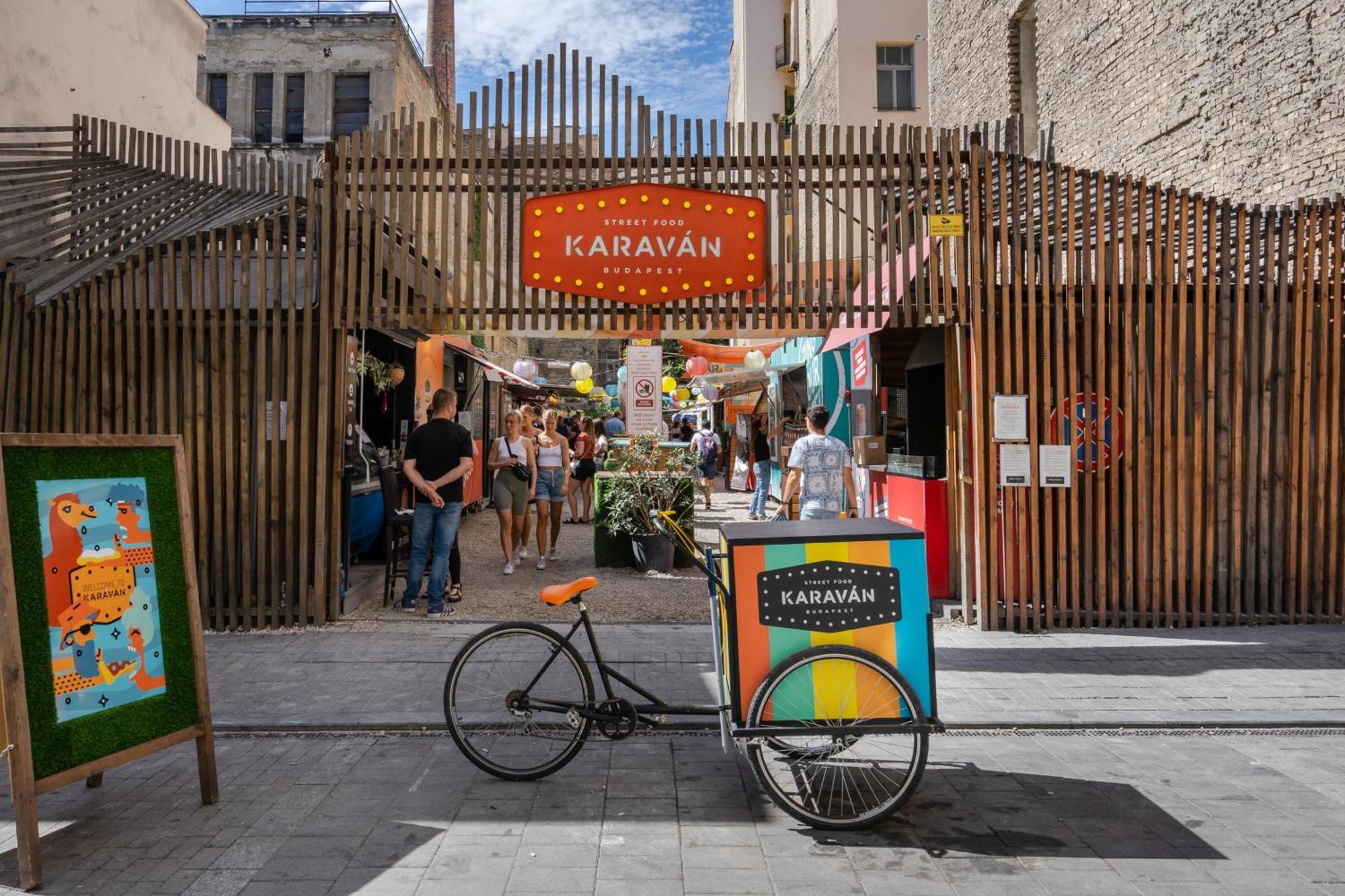 K10 - Kazinczy Street Heritage - Location By Bqa * Budapeszt